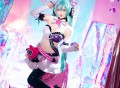 Coser小姐姐 星之迟迟 - Miku初音未来 喵斯快跑/(57P)